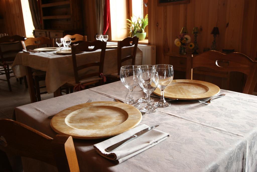Auberge Du Ruxelier Hotel Cheniménil Eksteriør billede