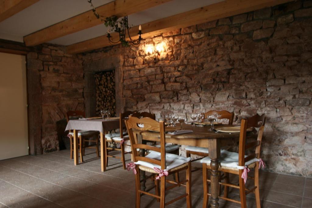 Auberge Du Ruxelier Hotel Cheniménil Eksteriør billede